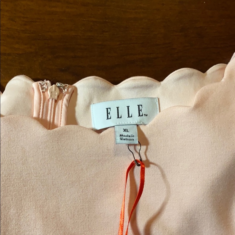 ELLE - LIGHT PINK SLEEVELESS DRESS - Picture 3 of 3
